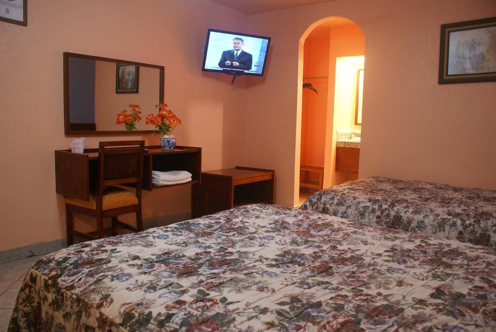 Hotel De Mexico Matamoros  Room photo
